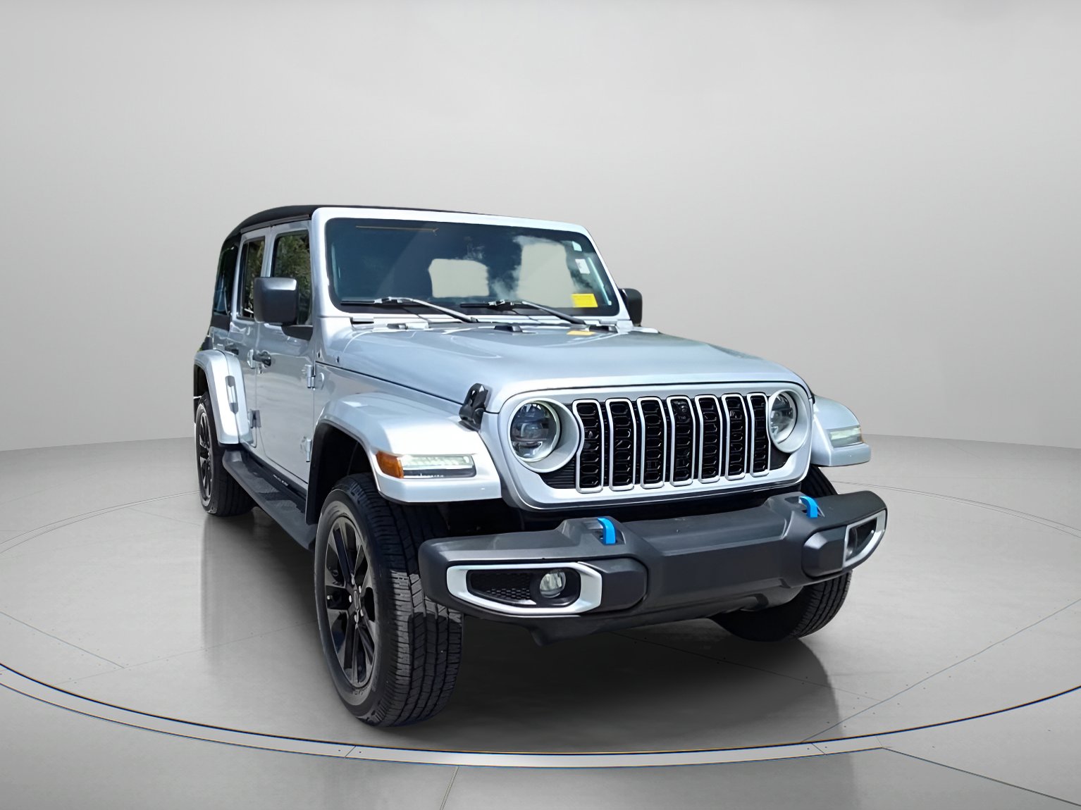 Used 2024 Jeep Wrangler Sahara w/ Technology Group image 5