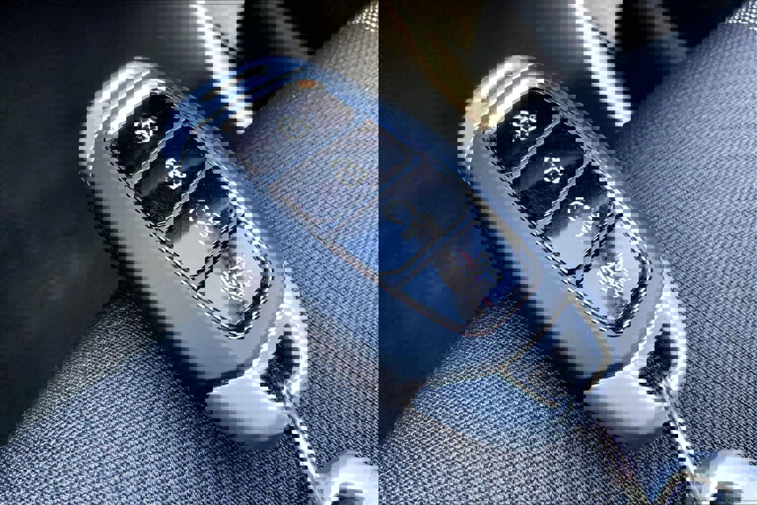 Used 2025 Hyundai Venue SEL FWD image 15