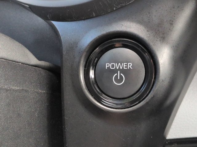 Certified 2025 Toyota Sienna LE w/ LE Plus Package AWD/4WD image 27