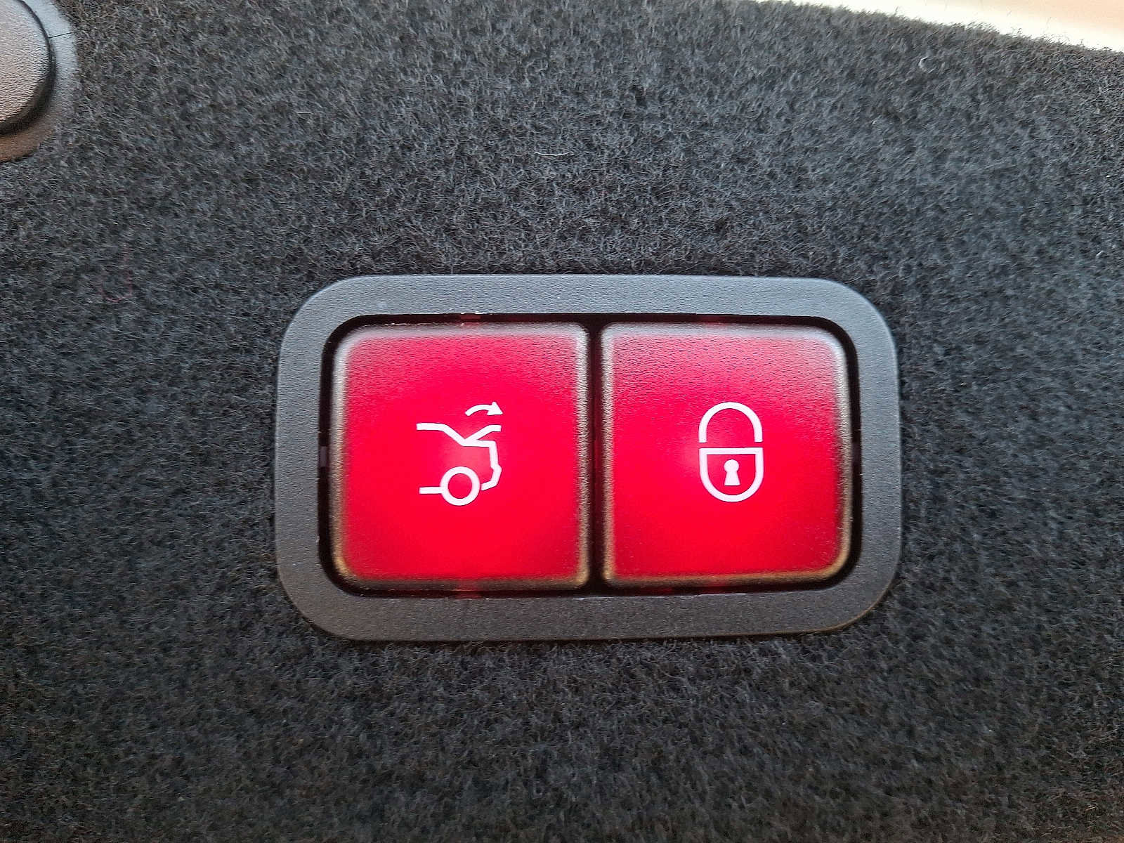 Used 2019 Mercedes-Benz S 560 4MATIC Sedan image 31