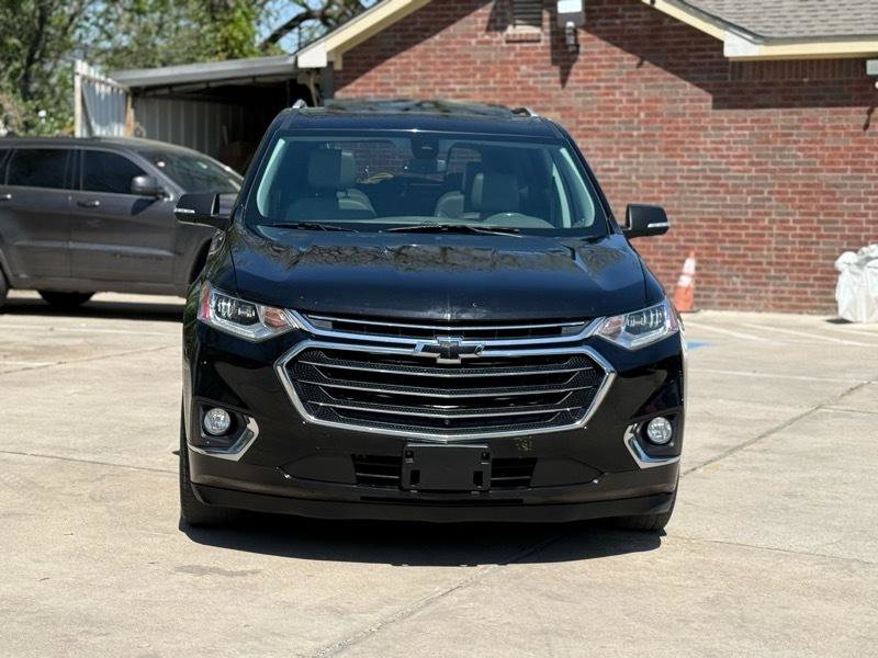Used 2019 Chevrolet Traverse Premier w/ Driver Confidence II Package image 3