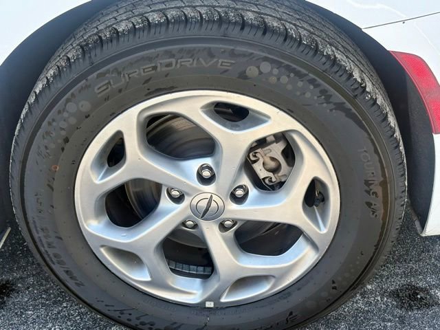 Used 2023 Chrysler Pacifica Limited FWD image 31