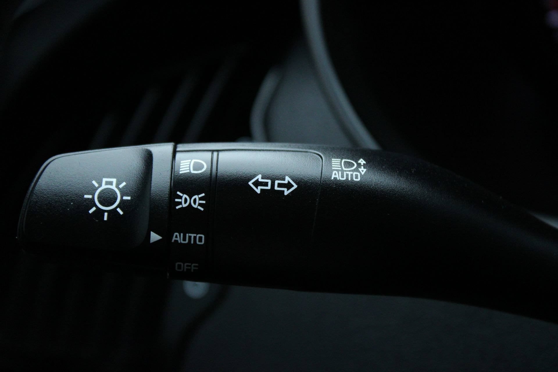Used 2022 Kia Stinger GT-Line w/ Sun & Sound Package AWD/4WD image 35