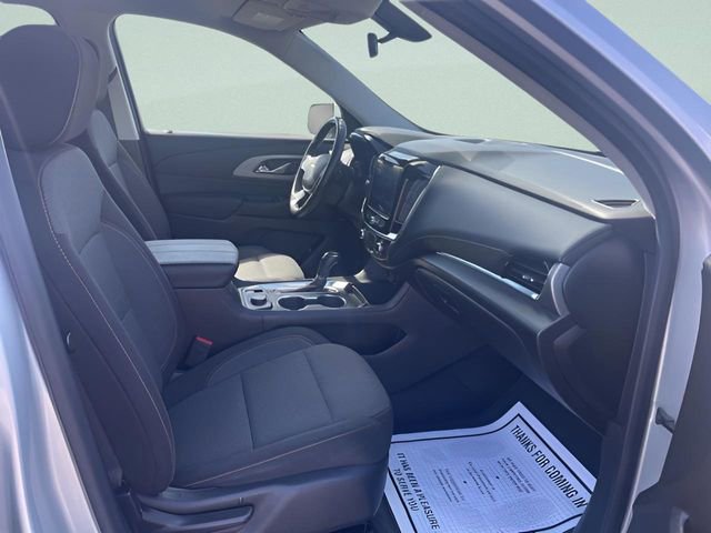 Used 2020 Chevrolet Traverse LT image 25