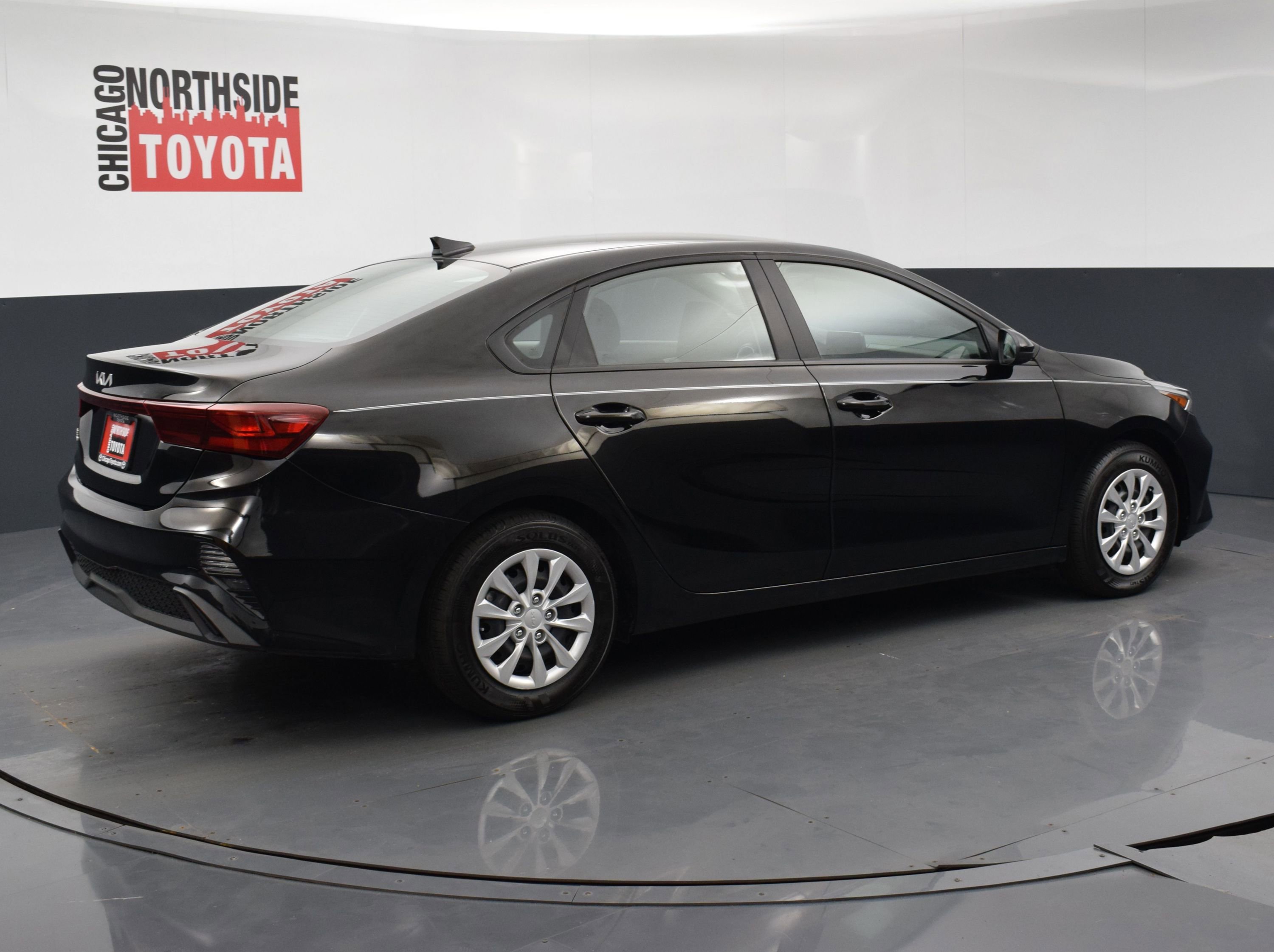 Used 2024 Kia Forte LX FWD image 4