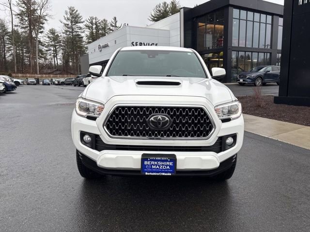 Used 2018 Toyota Tacoma TRD Sport w/ Technology Package image 2