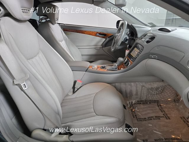 Used 2009 Mercedes-Benz SL 550 image 16