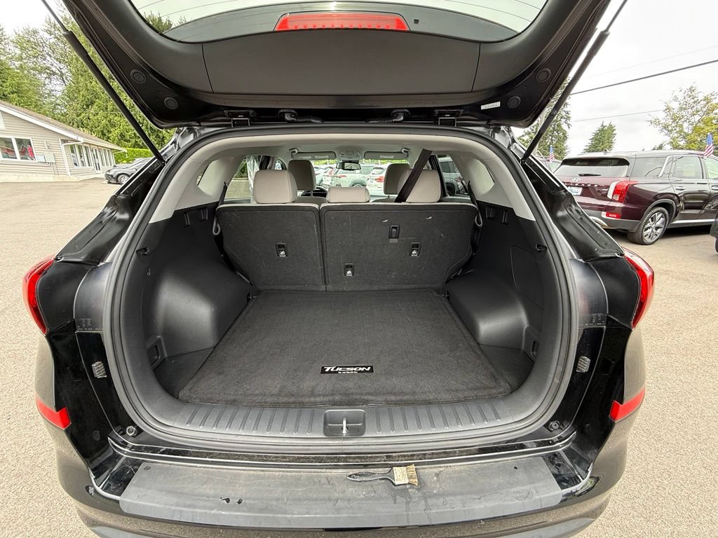 Used 2021 Hyundai Tucson SEL w/ Cargo Package AWD/4WD image 10