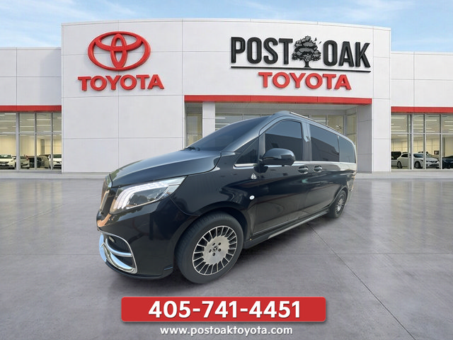 Used 2020 Mercedes-Benz Metris Passenger image 3