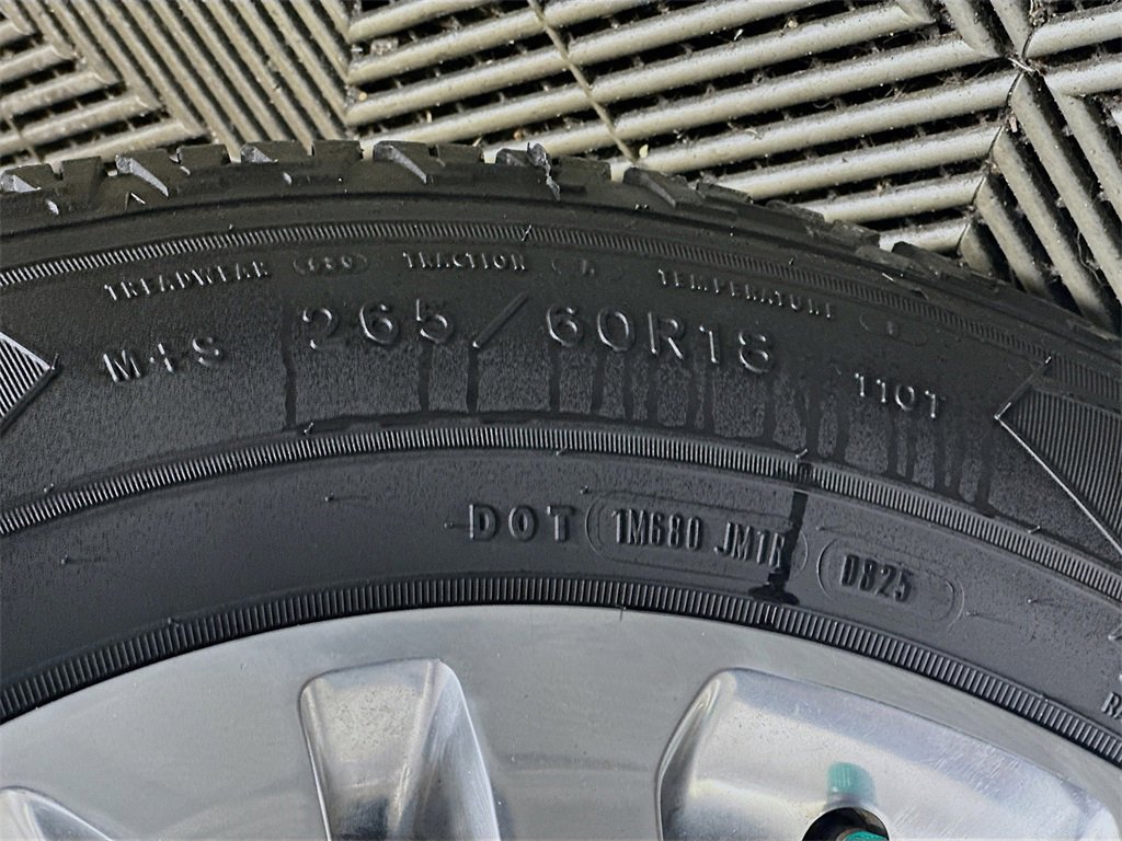 Used 2016 GMC Canyon SLT w/ Driver Alert Package image 33