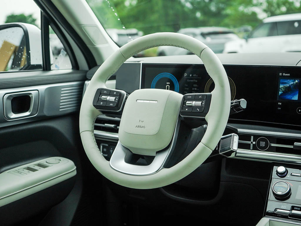 New 2027 Hyundai Santa Fe SEL AWD/4WD image 17
