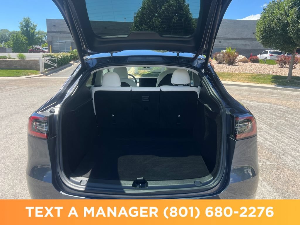 Used 2023 Tesla Model Y Long Range AWD/4WD image 21