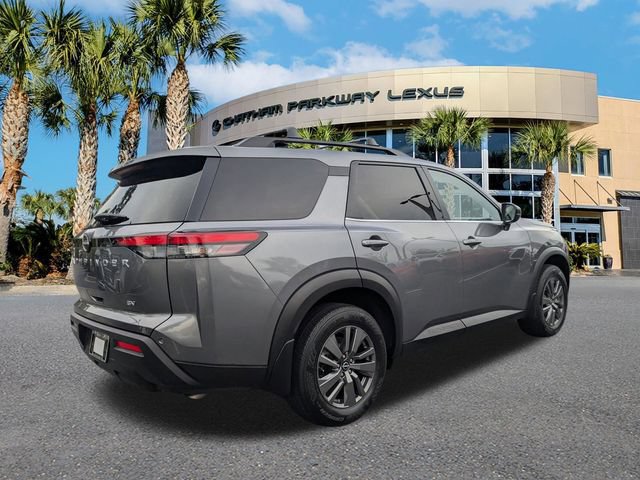 Used 2022 Nissan Pathfinder SV FWD image 5