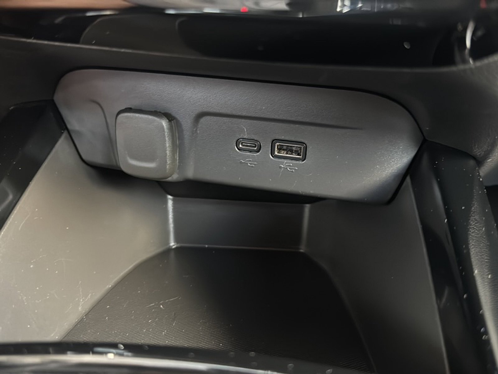 Used 2024 Chevrolet Trax RS w/ Driver Confidence Package FWD image 34
