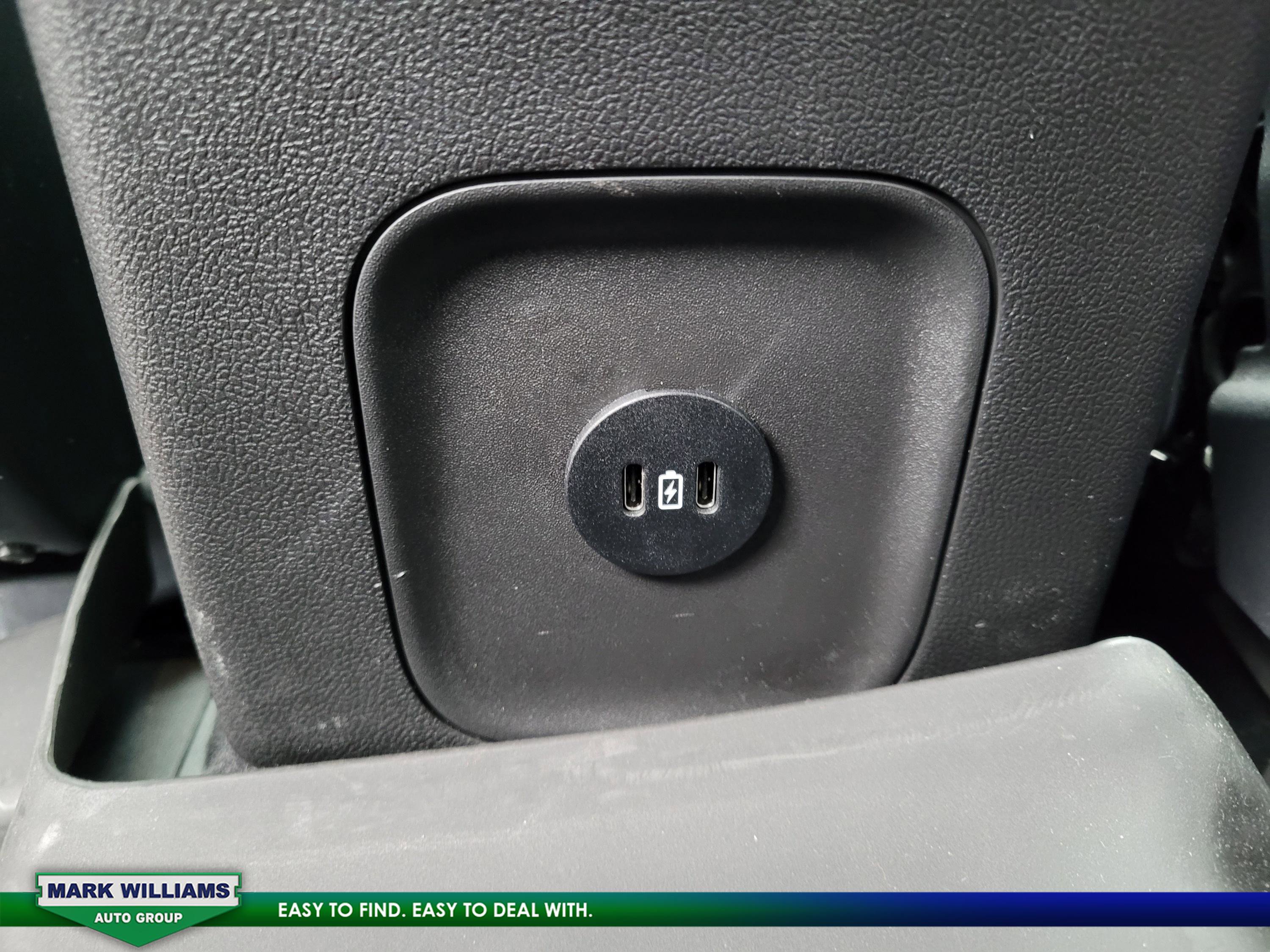 Used 2024 Ford Escape ST-Line Select w/ Tech Pack #2 image 16