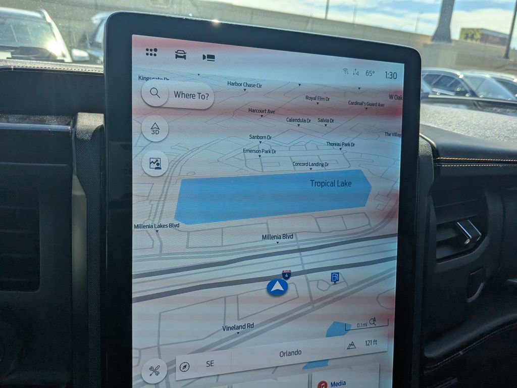 Used 2023 Ford Expedition Platinum image 12