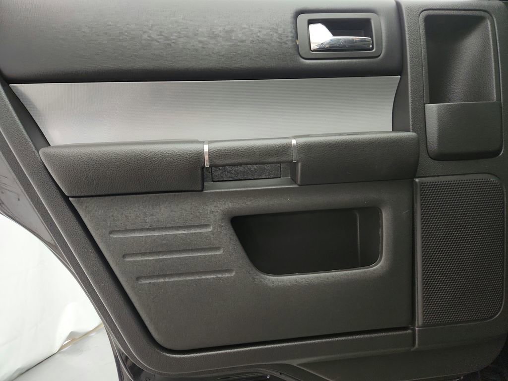 Used 2014 Ford Flex SEL w/ Equipment Group 202A FWD image 24