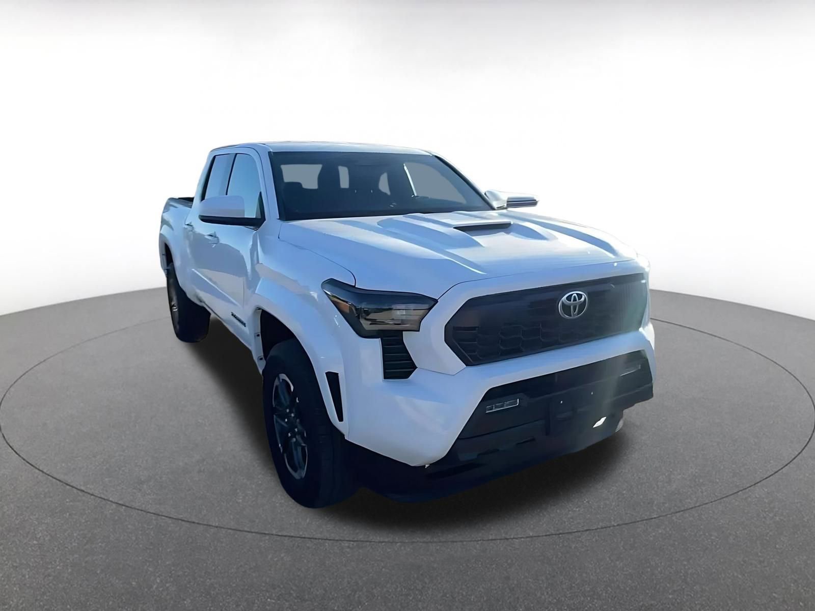Used 2024 Toyota Tacoma TRD Sport image 3
