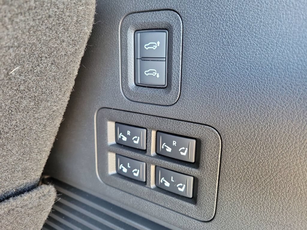 Used 2026 INFINITI QX80 4WD w/ Sport Exterior Package image 28