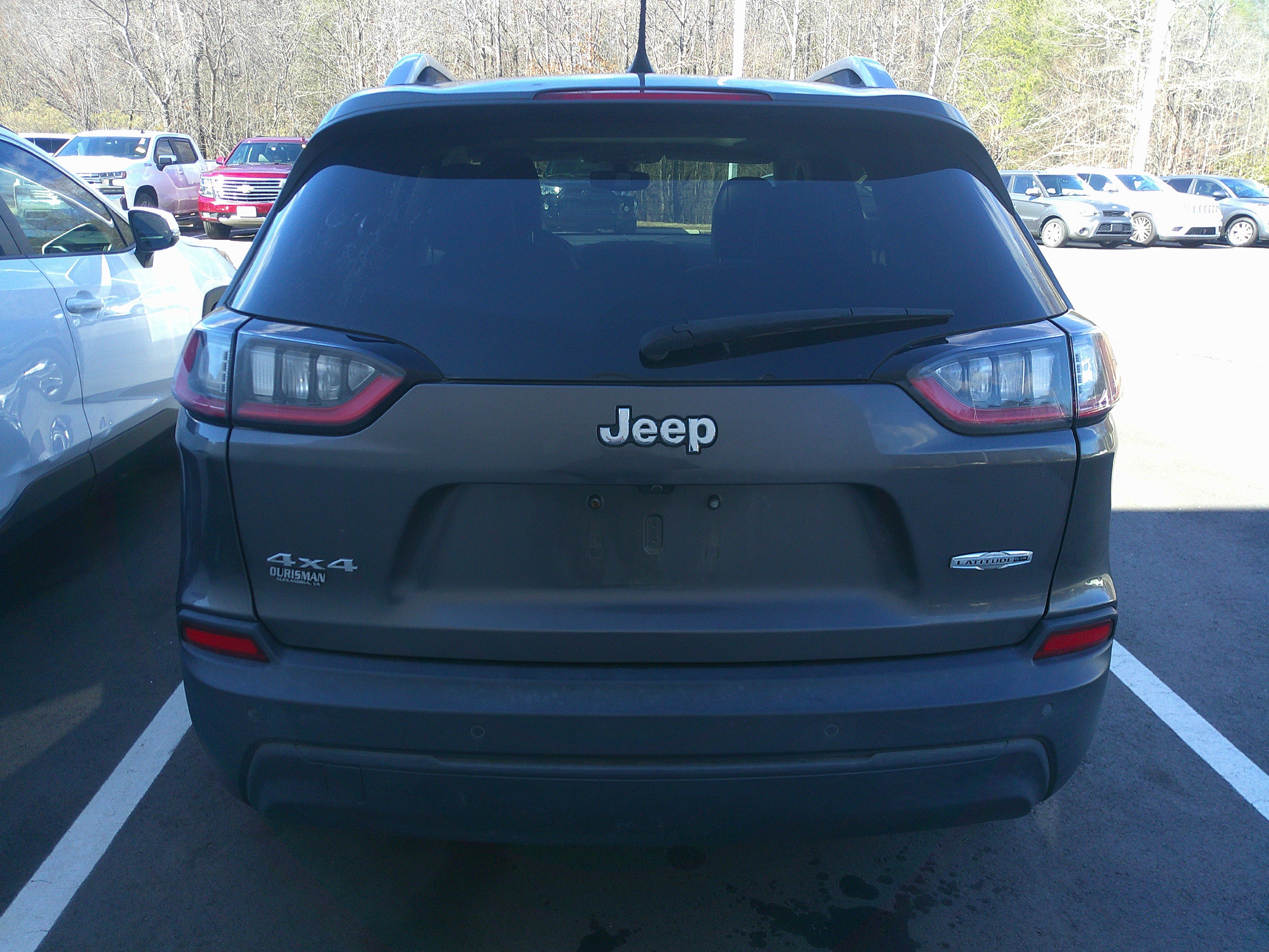 Used 2020 Jeep Cherokee Latitude Plus w/ Comfort/Convenience Group image 7