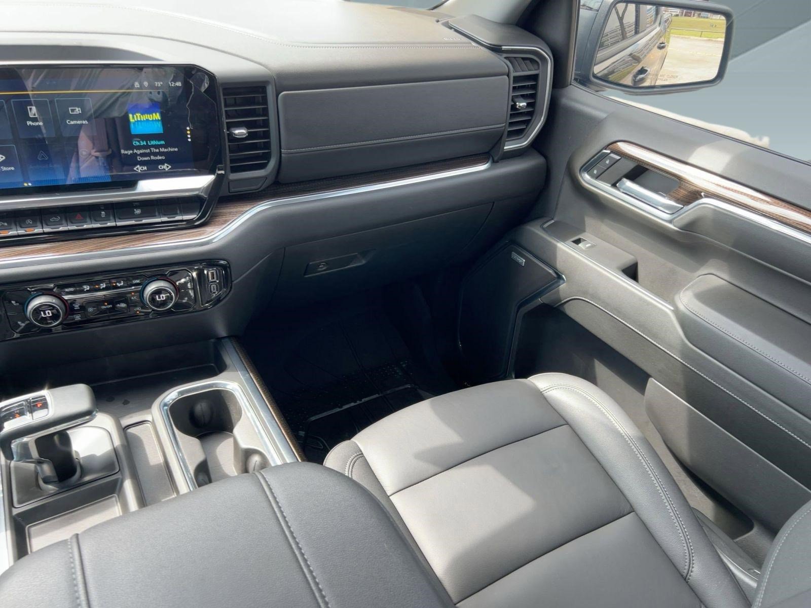 Used 2024 Chevrolet Silverado 1500 RST image 29