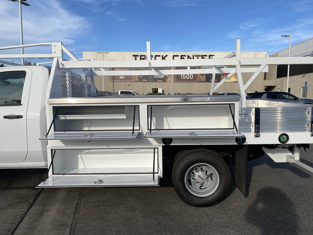 New 2026 GMC Sierra 3500 Pro w/ Convenience Package image 33