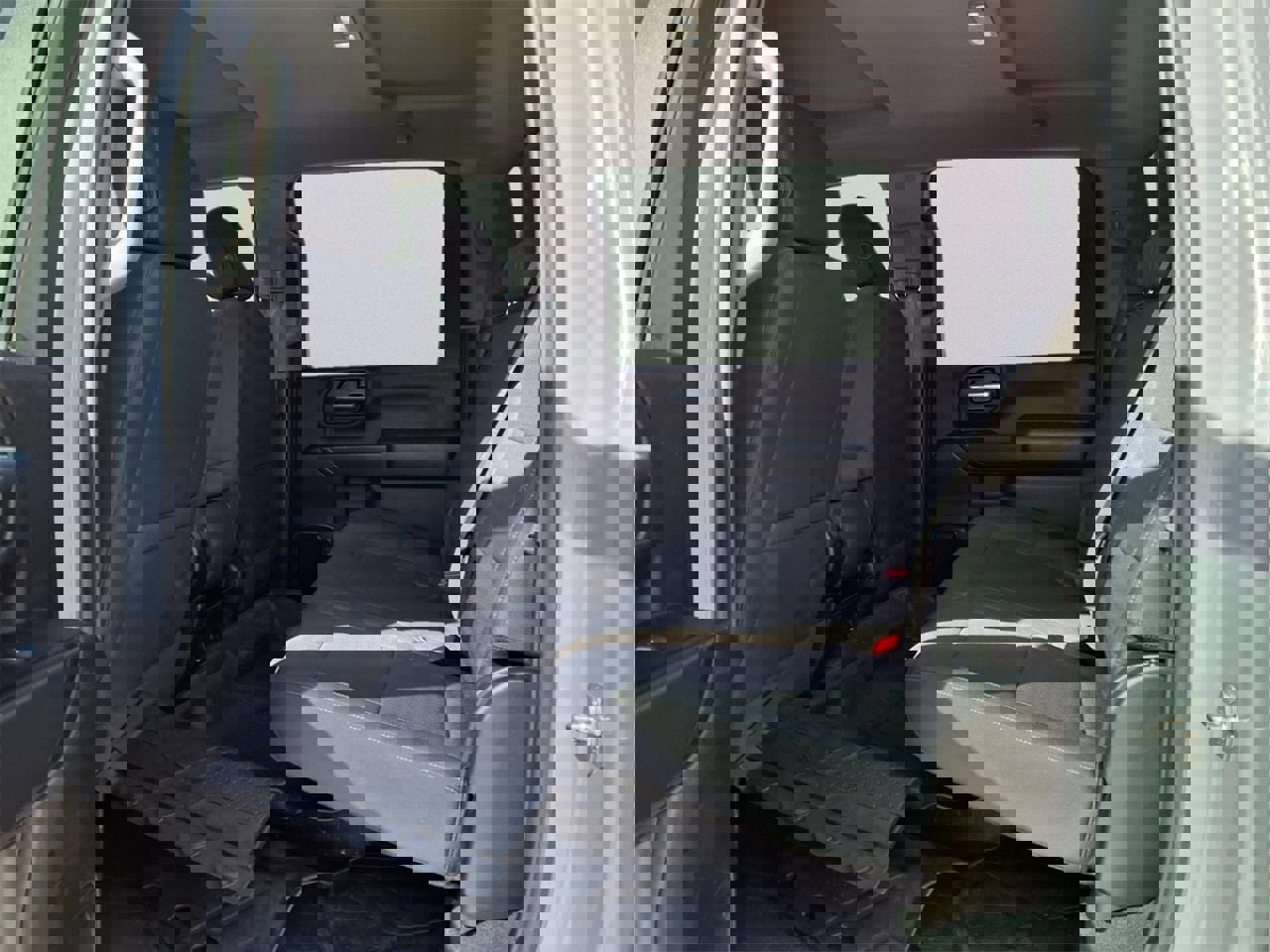 Used 2024 Chevrolet Silverado 2500 Custom w/ Custom Convenience Package image 11