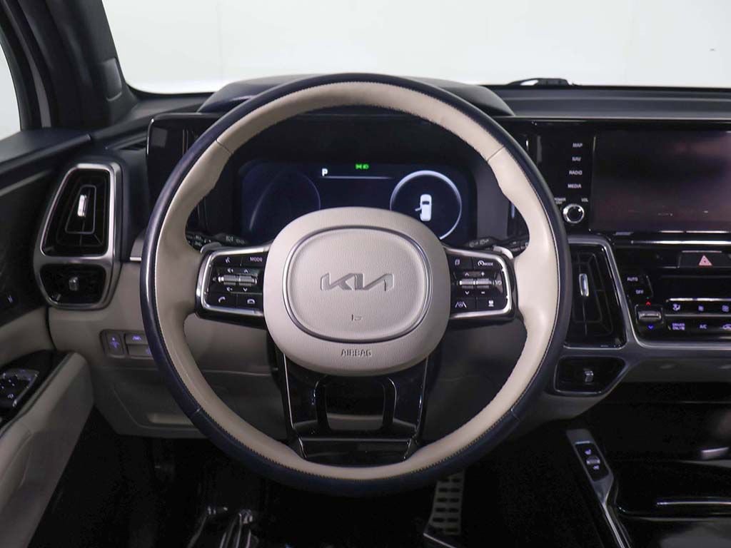 Used 2023 Kia Sorento SX Prestige w/ Panoramic Sunroof Package AWD/4WD image 49