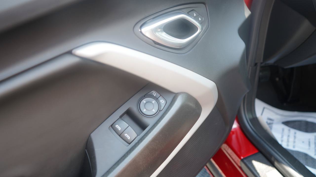 Used 2022 Chevrolet Camaro SS RWD image 38