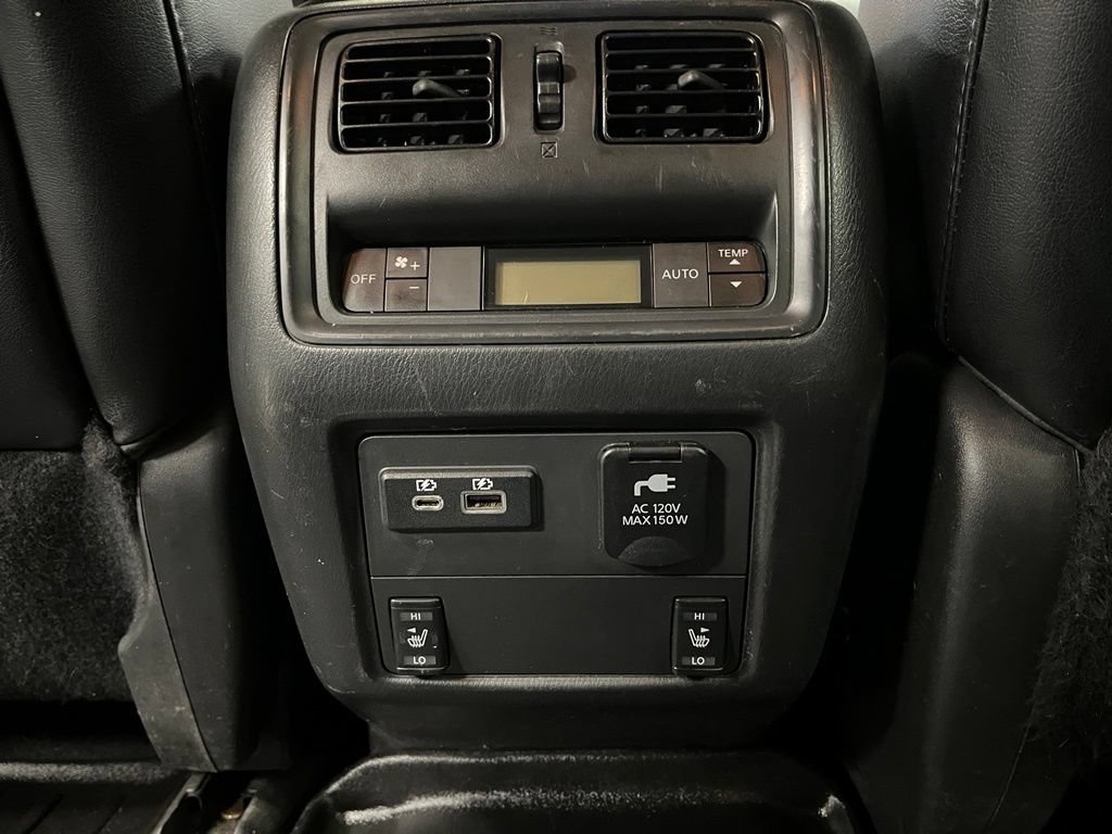 Used 2019 Nissan Pathfinder SL AWD/4WD image 47