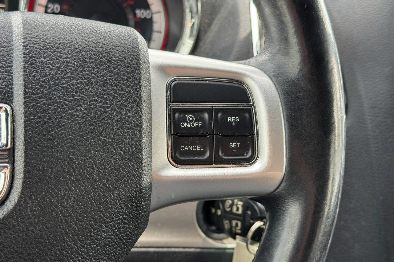 Used 2017 Dodge Grand Caravan GT FWD image 27
