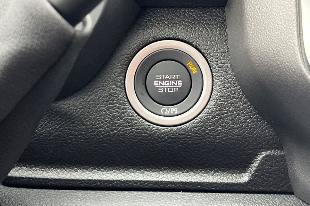 New 2026 RAM 2500 Big Horn AWD/4WD image 22