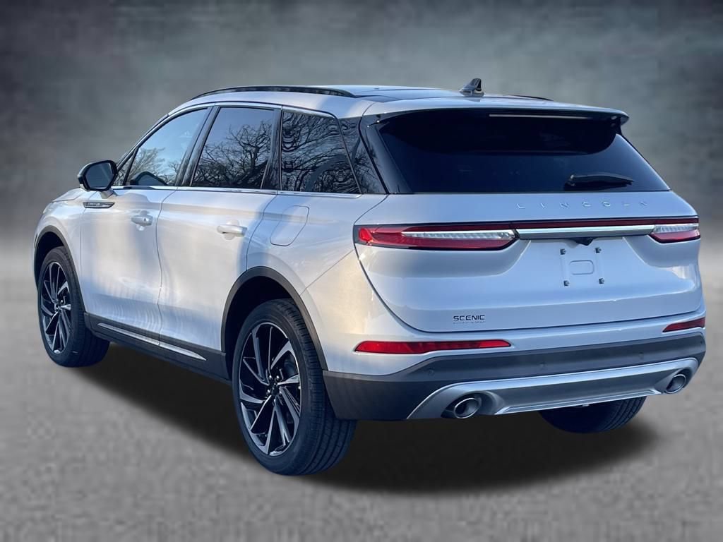 New 2026 Lincoln Corsair Reserve FWD image 19