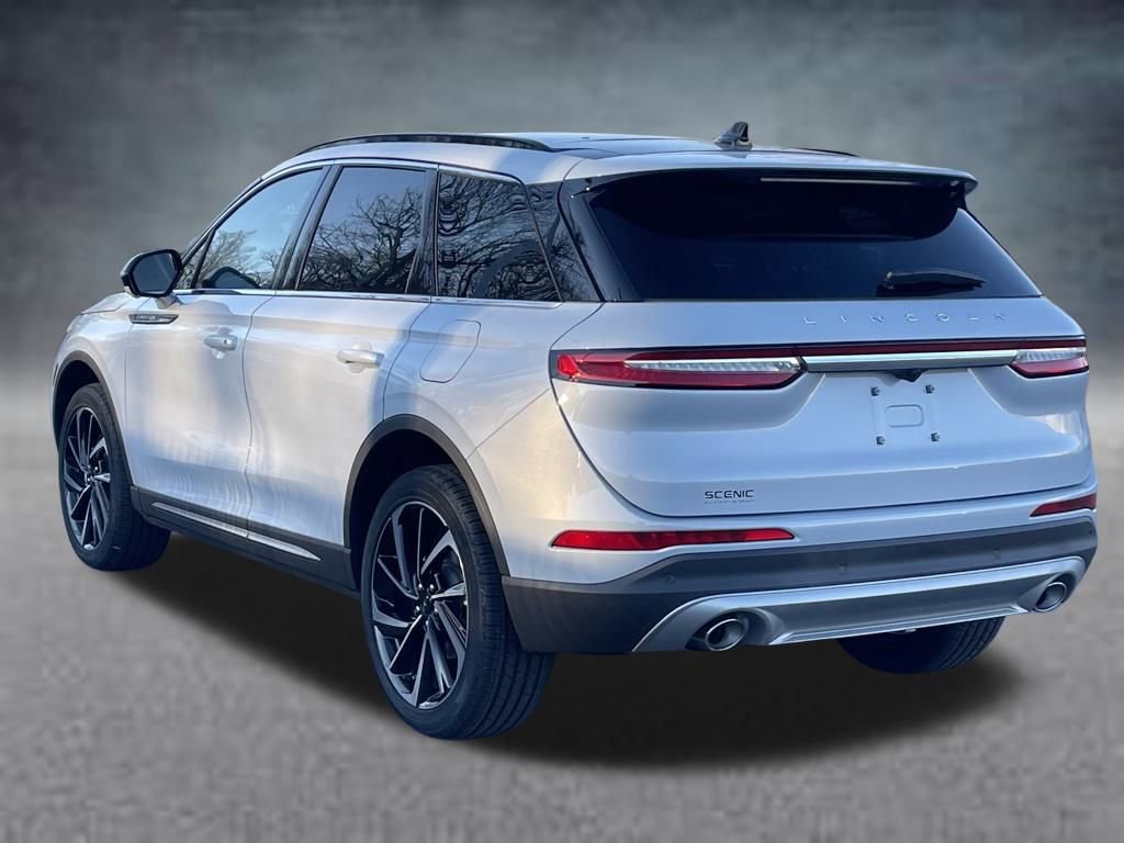 New 2026 Lincoln Corsair Reserve FWD image 19