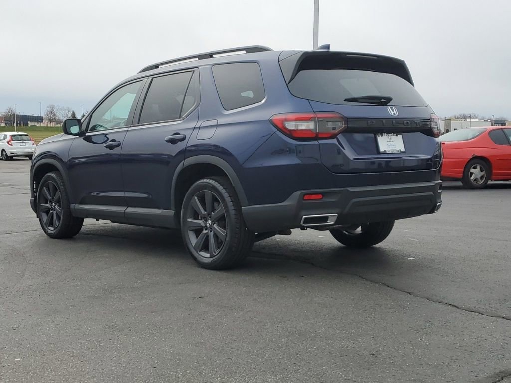 Certified 2023 Honda Pilot Sport image 5