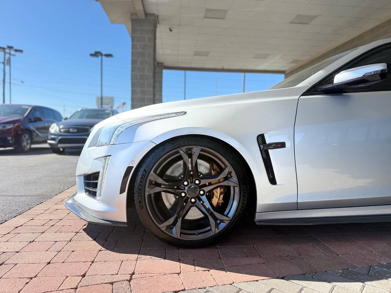 Used 2016 Cadillac CTS V w/ Luxury Package RWD image 5
