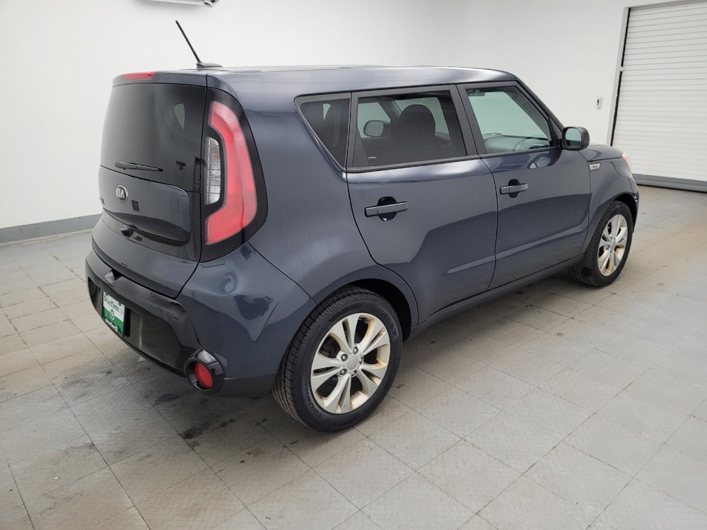 Used 2016 Kia Soul + FWD image 10