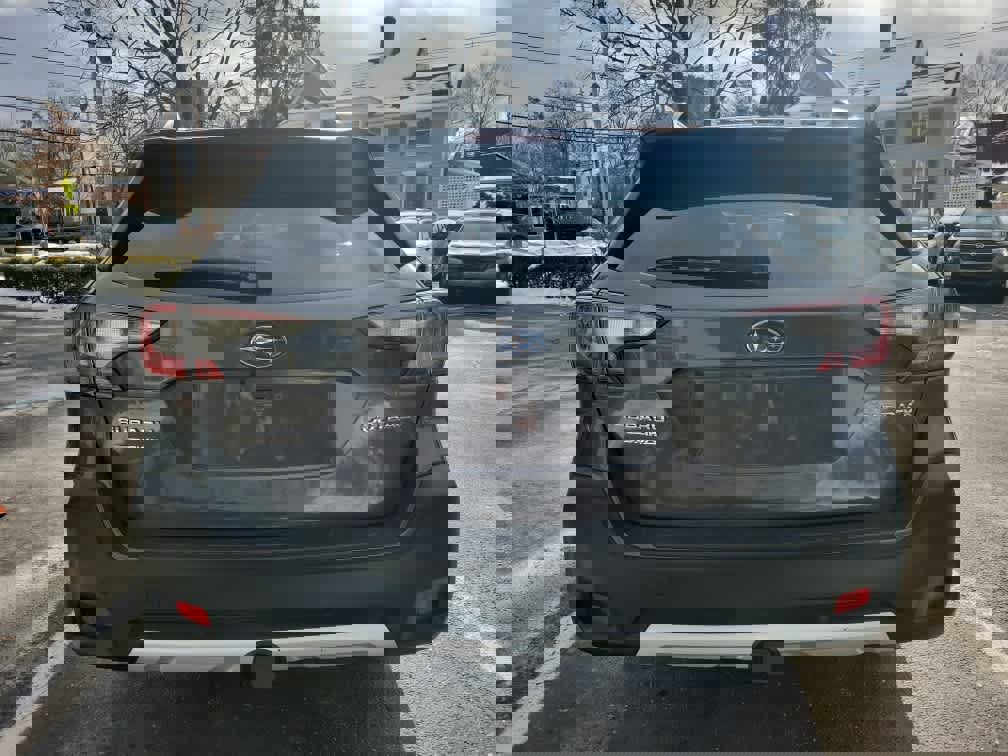 Used 2023 Subaru Outback Limited image 4