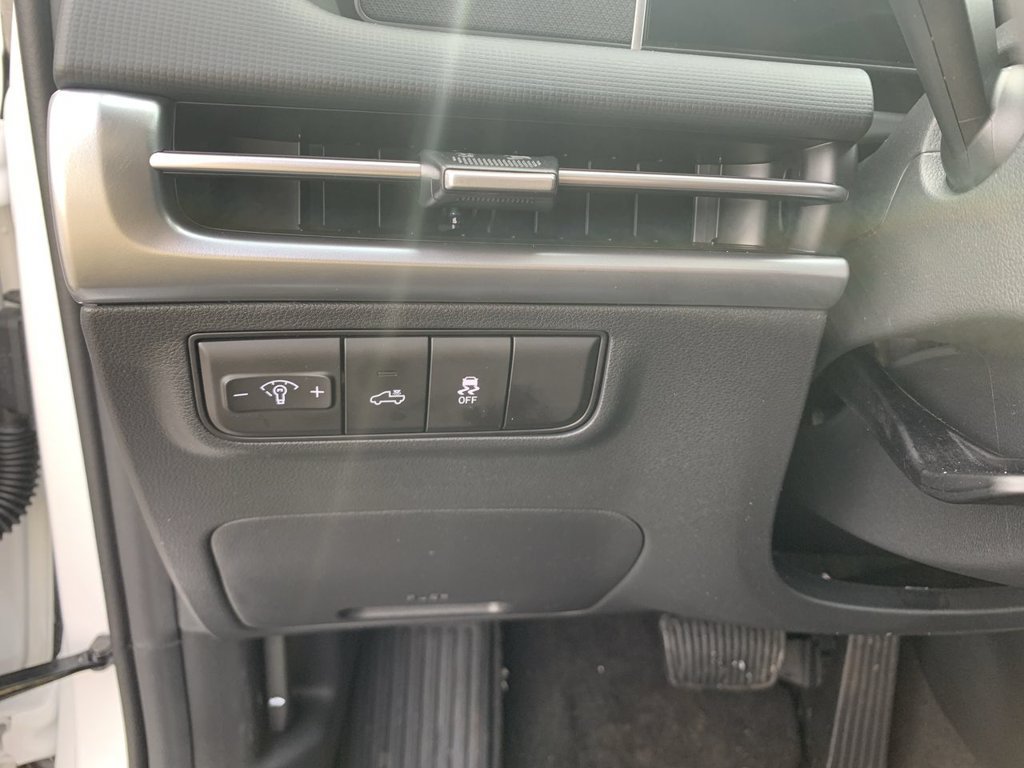 New 2026 Hyundai Santa Cruz SE AWD/4WD image 14