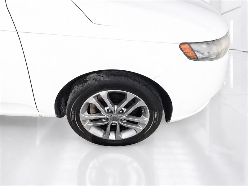 Used 2011 Kia Forte EX w/ Premium Pkg FWD image 29