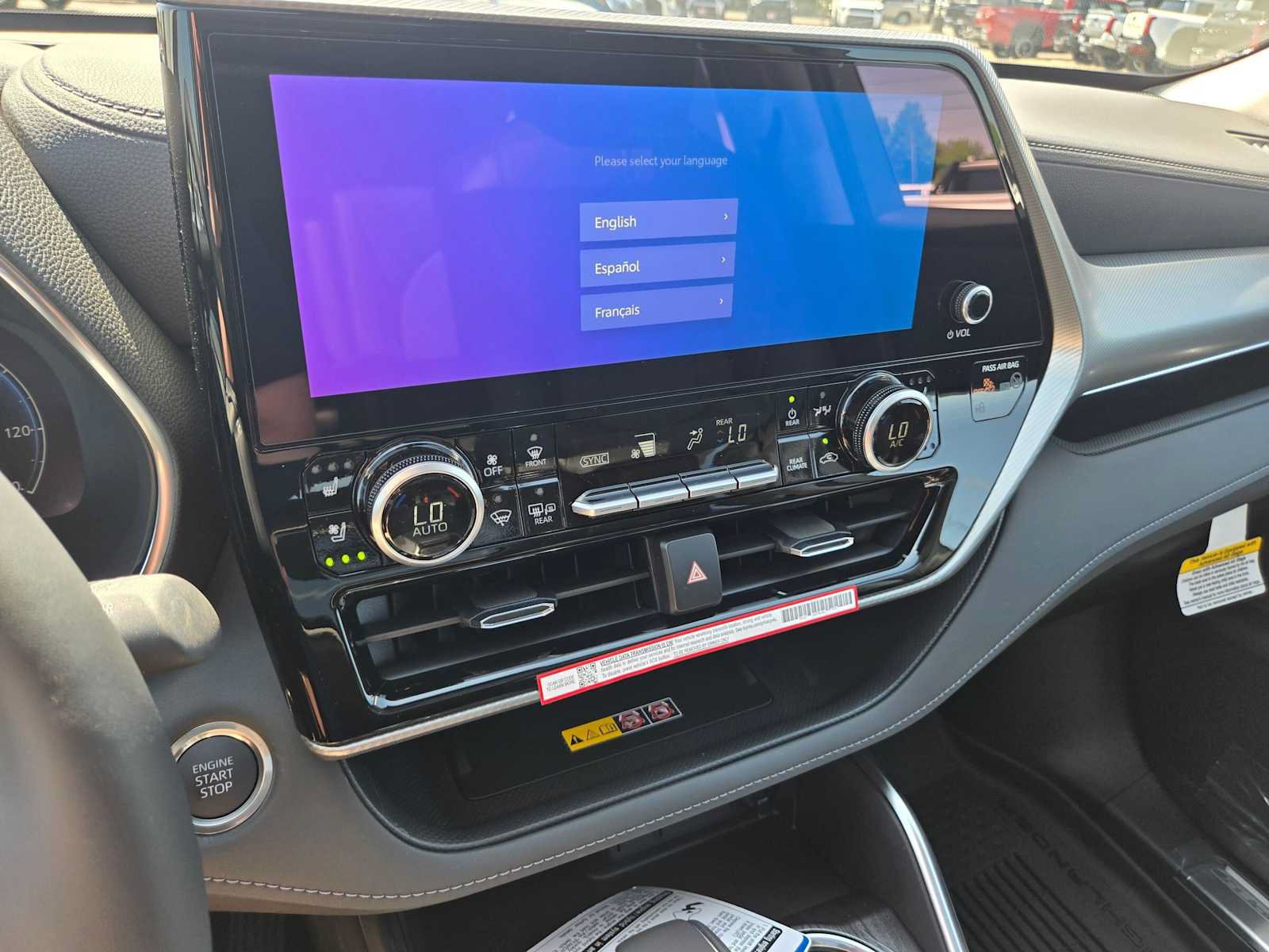 New 2026 Toyota Highlander Platinum AWD/4WD image 32
