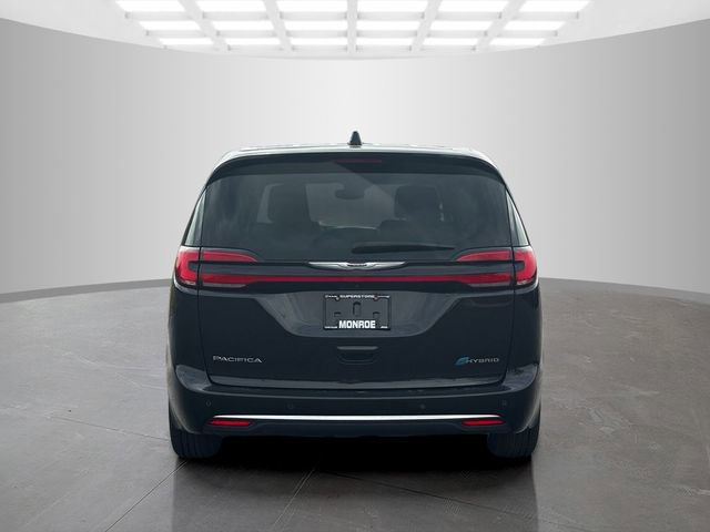 Certified 2023 Chrysler Pacifica Limited image 6