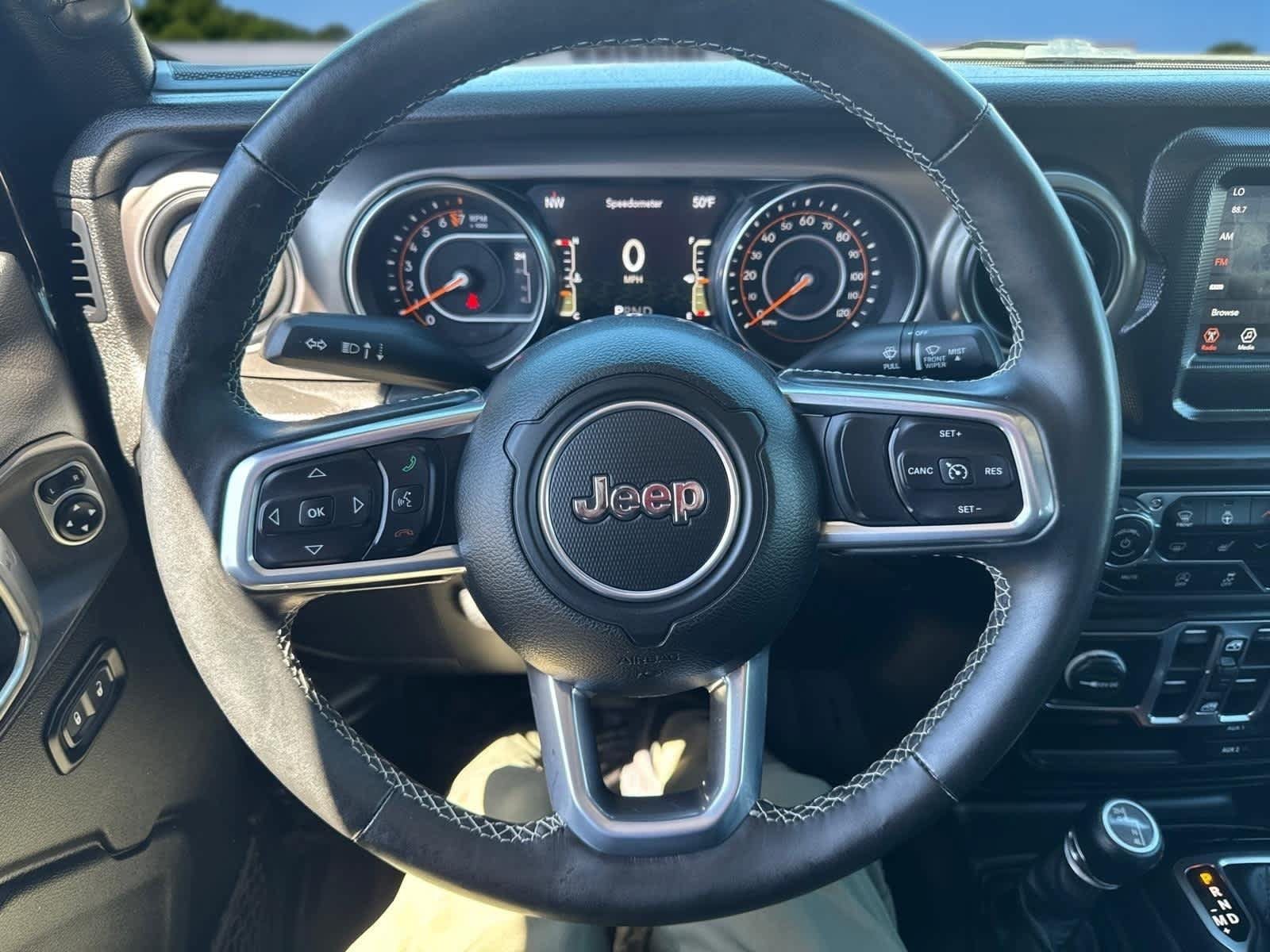 Used 2020 Jeep Gladiator Sport w/ Quick Order Package 24S AWD/4WD image 17