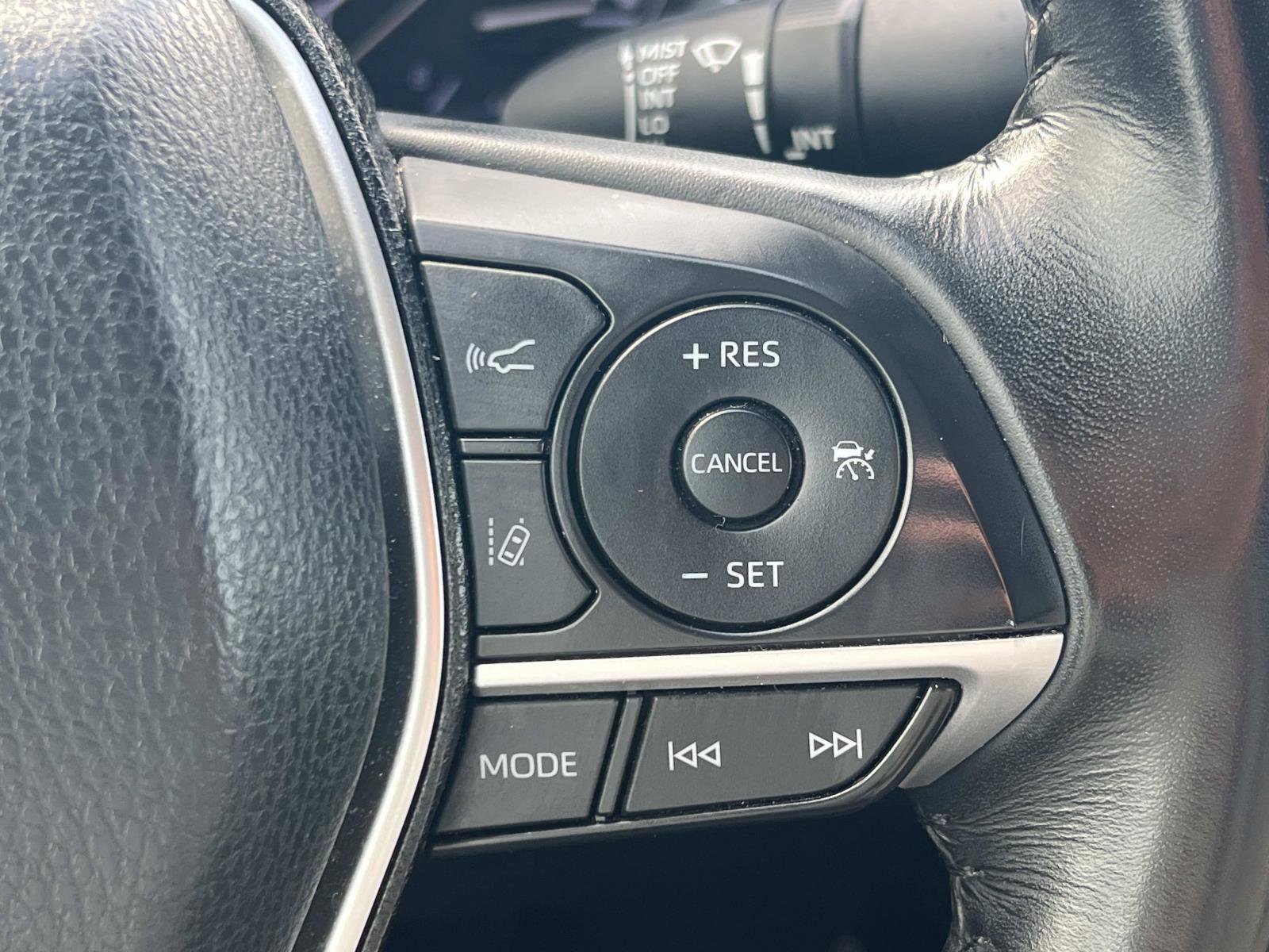 Used 2023 Toyota Camry XLE image 10