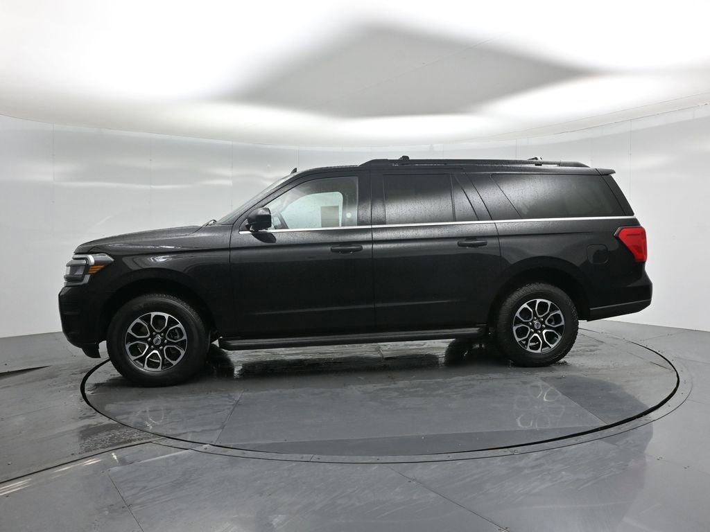 Certified 2024 Ford Expedition Max XLT image 32