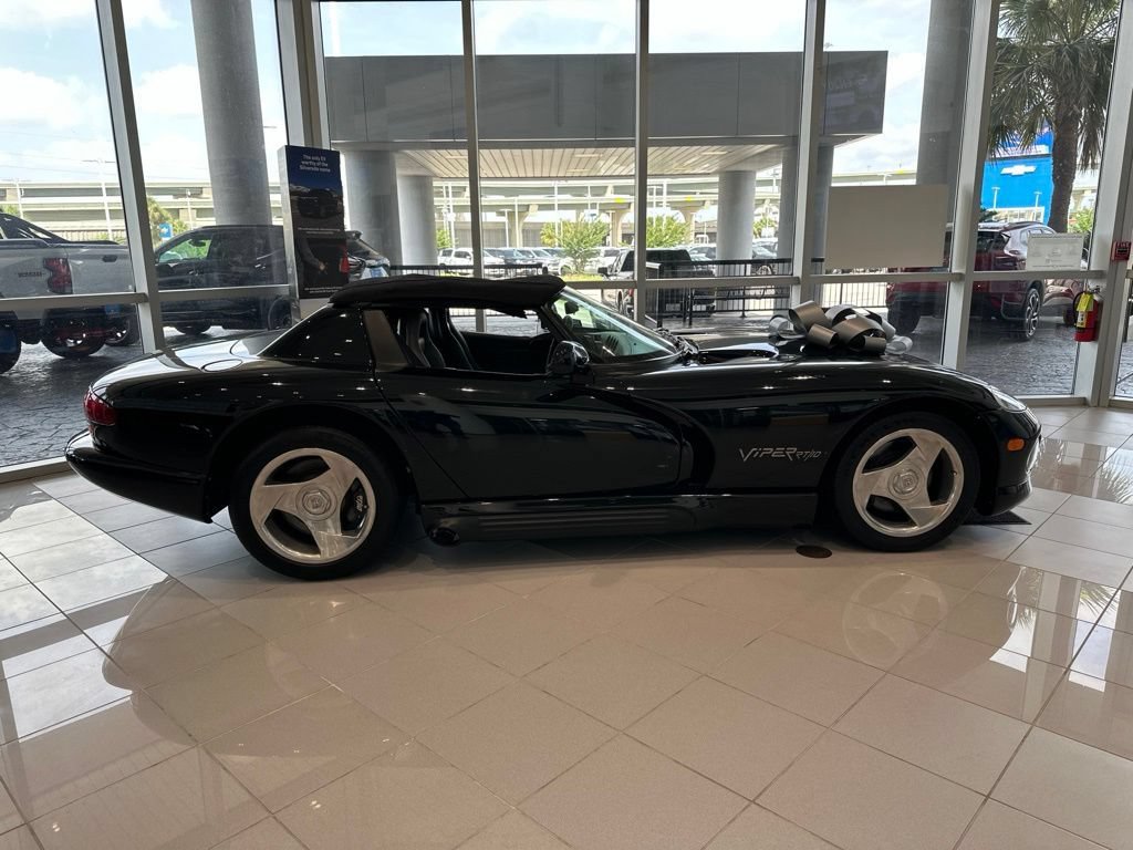 Used 1994 Dodge Viper RT/10 RWD image 1