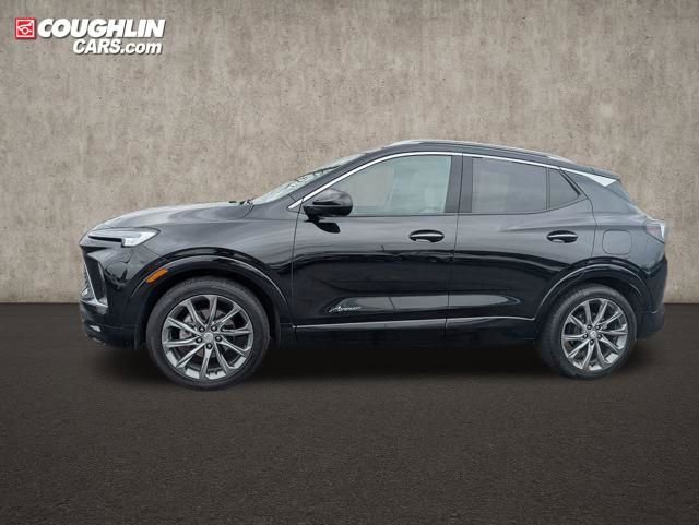 Used 2024 Buick Encore GX Avenir w/ Avenir Technology Package image 4