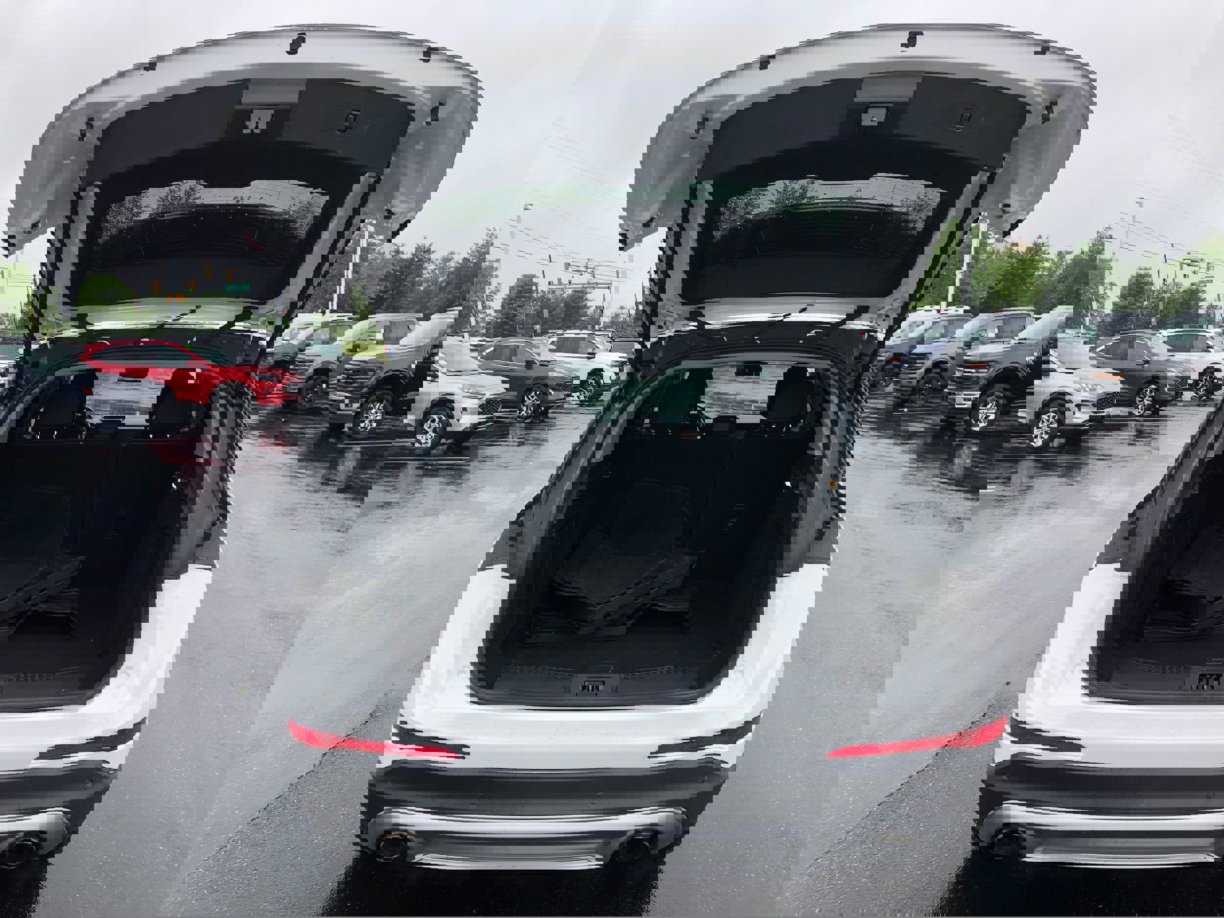 Used 2022 Lincoln Corsair Reserve w/ Elements Package image 9