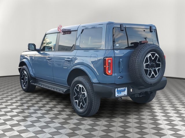 Used 2025 Ford Bronco Outer Banks image 4