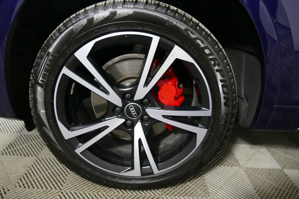 Certified 2025 Audi Q5 2.0T Premium Plus image 27